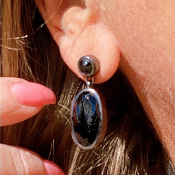 Carolee Authentic Black Jet Earrings - Picture 4 of 6